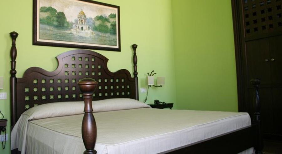 סירקוזה Hotel Dei Coloniali מראה חיצוני תמונה