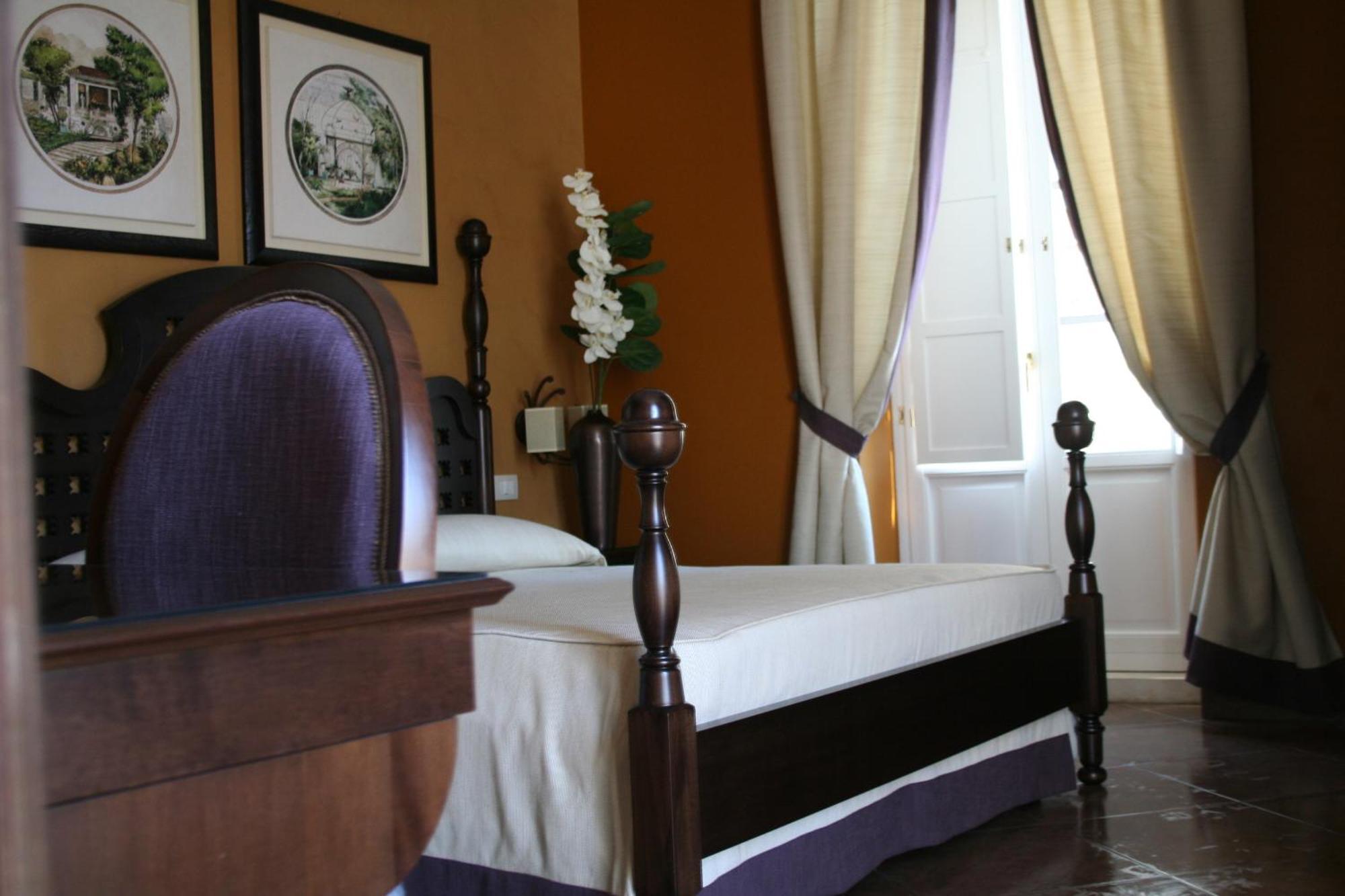 סירקוזה Hotel Dei Coloniali מראה חיצוני תמונה