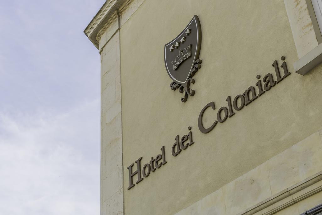 סירקוזה Hotel Dei Coloniali מראה חיצוני תמונה