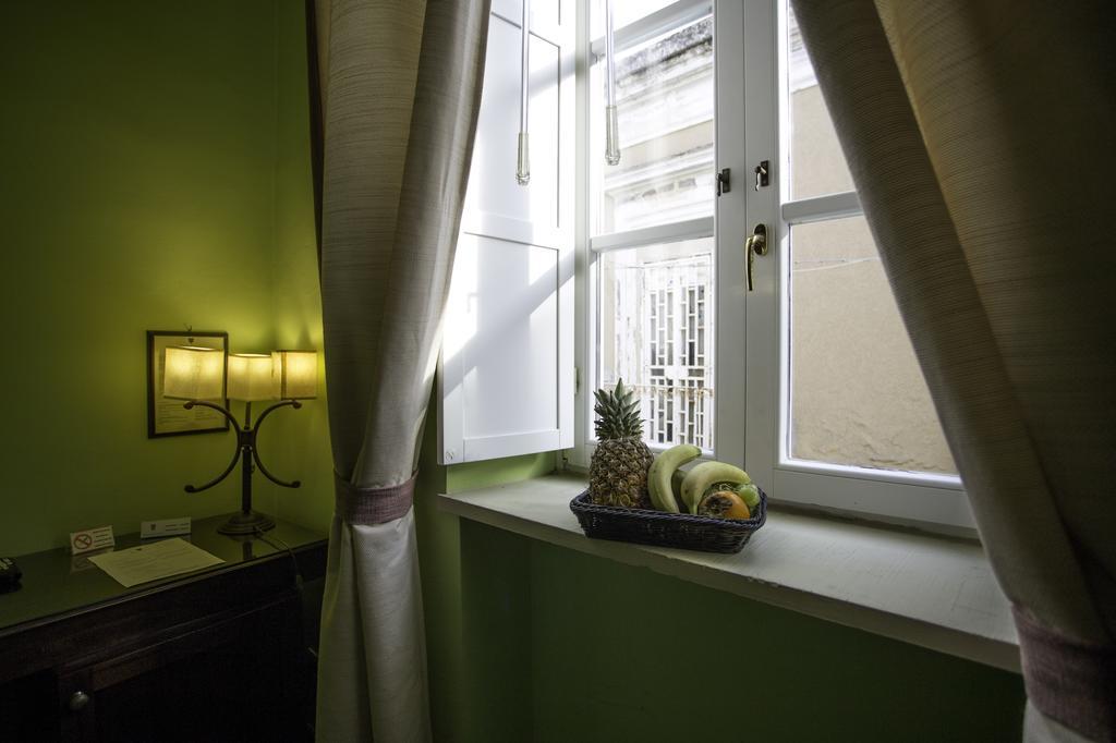 סירקוזה Hotel Dei Coloniali מראה חיצוני תמונה