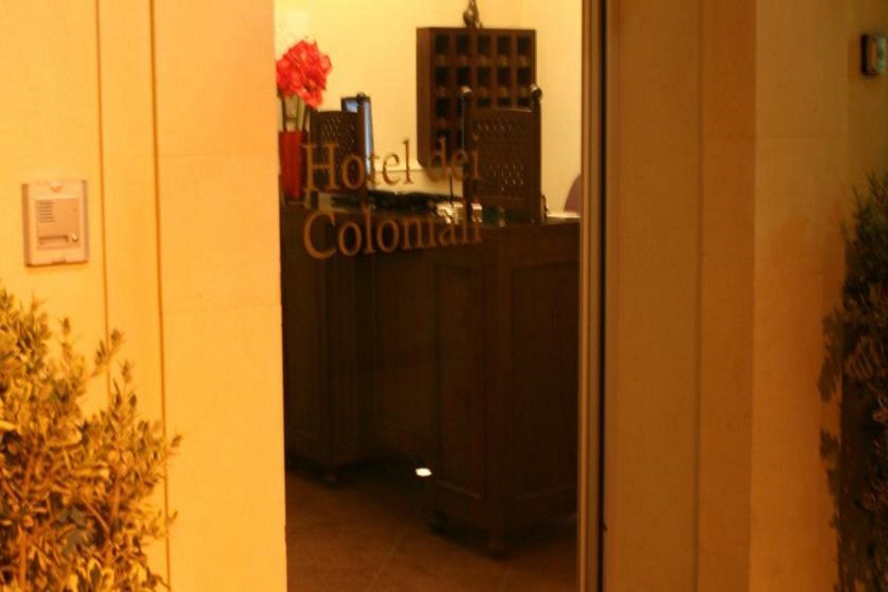 סירקוזה Hotel Dei Coloniali מראה חיצוני תמונה