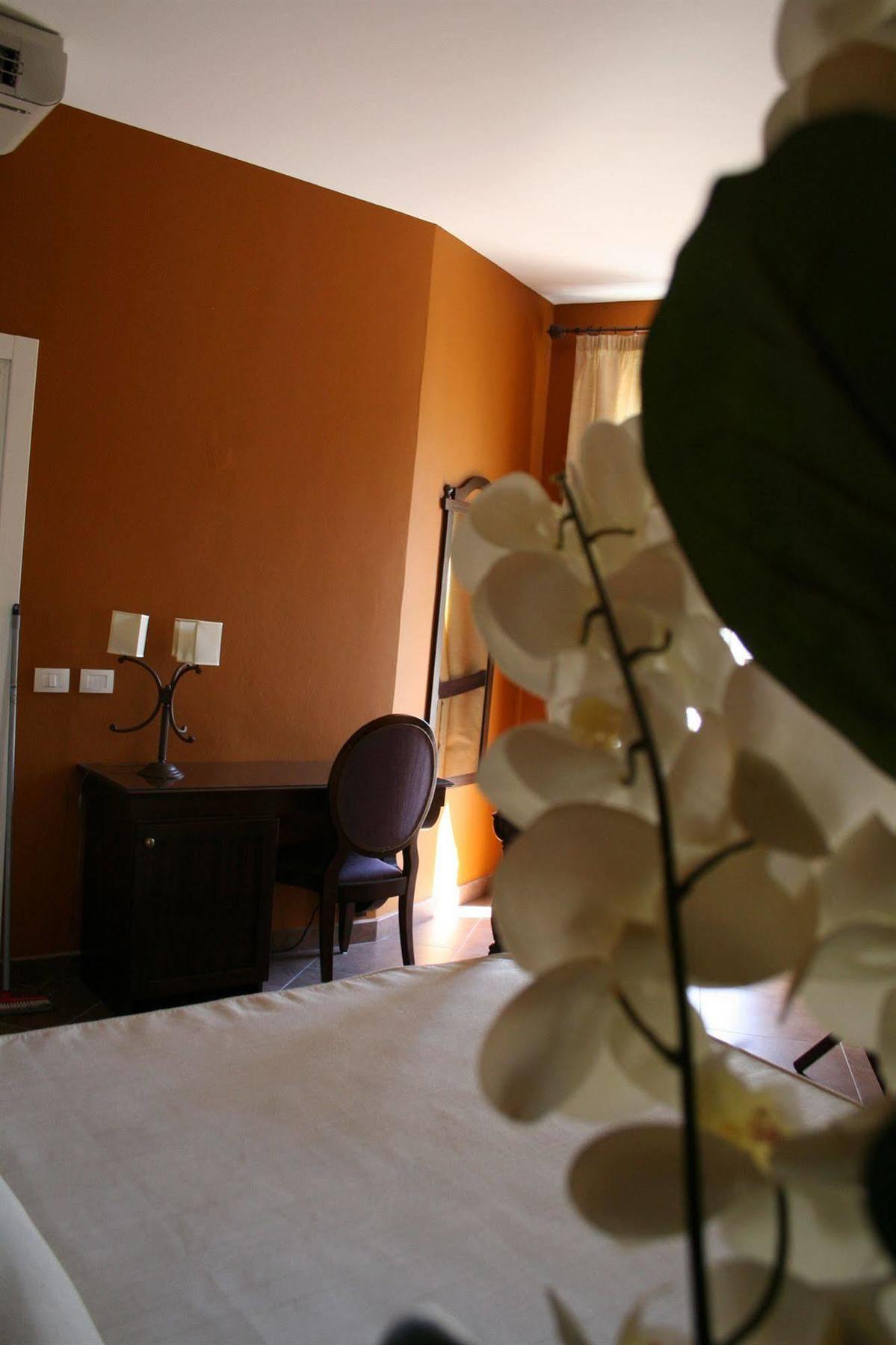 סירקוזה Hotel Dei Coloniali מראה חיצוני תמונה